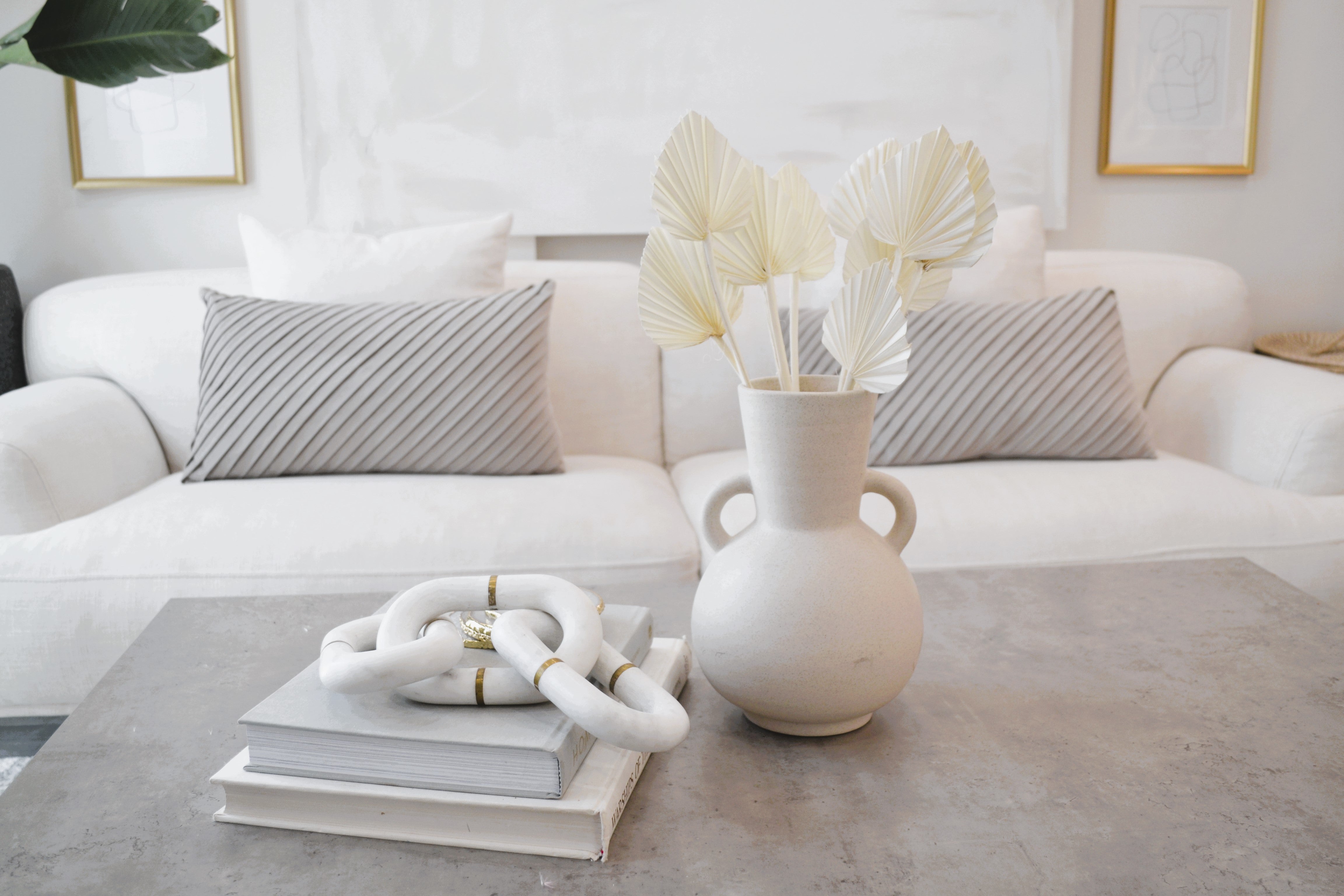 PRESERVED MINI PALM LEAF