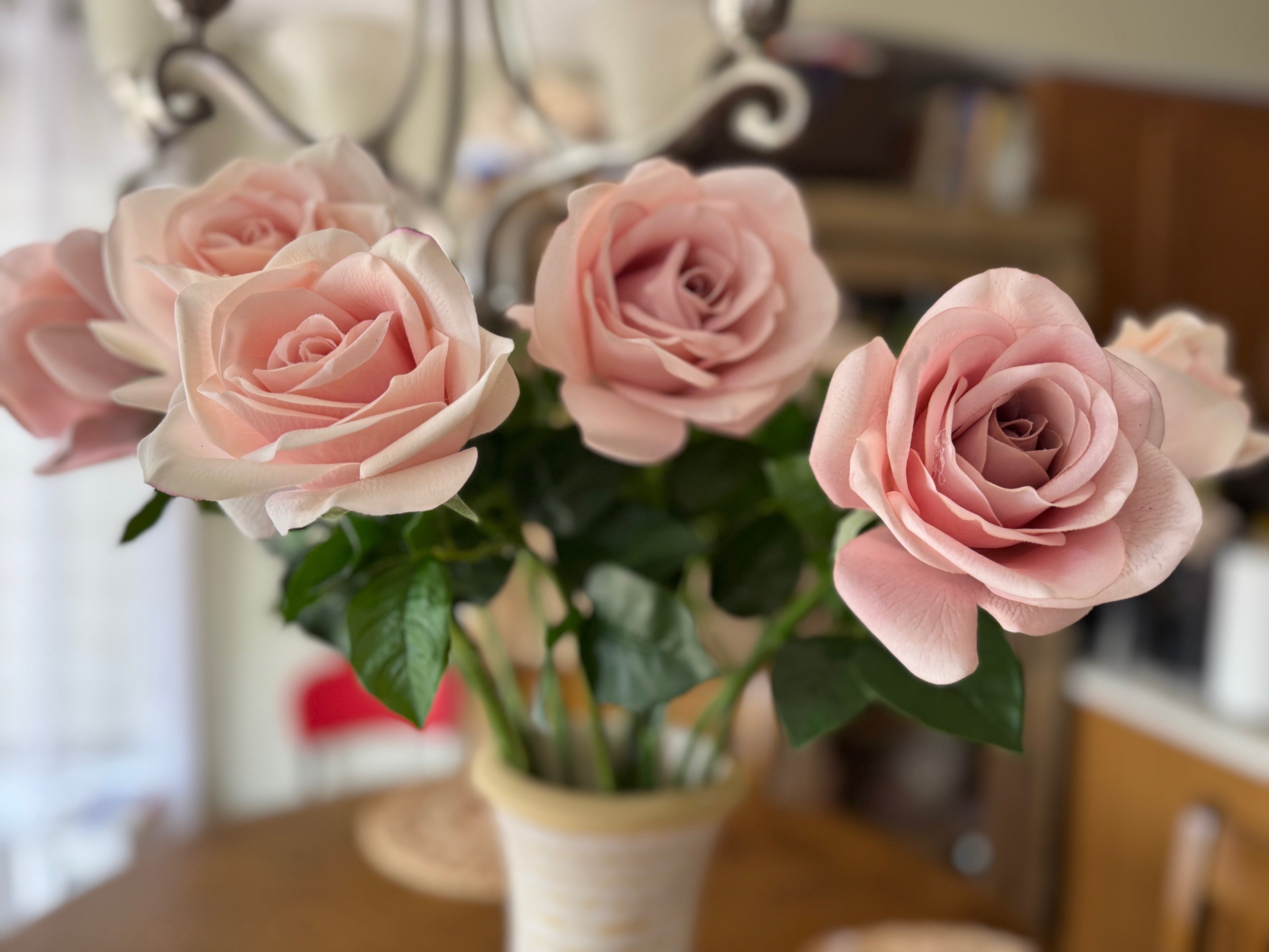Artificial Roses for Decoration 