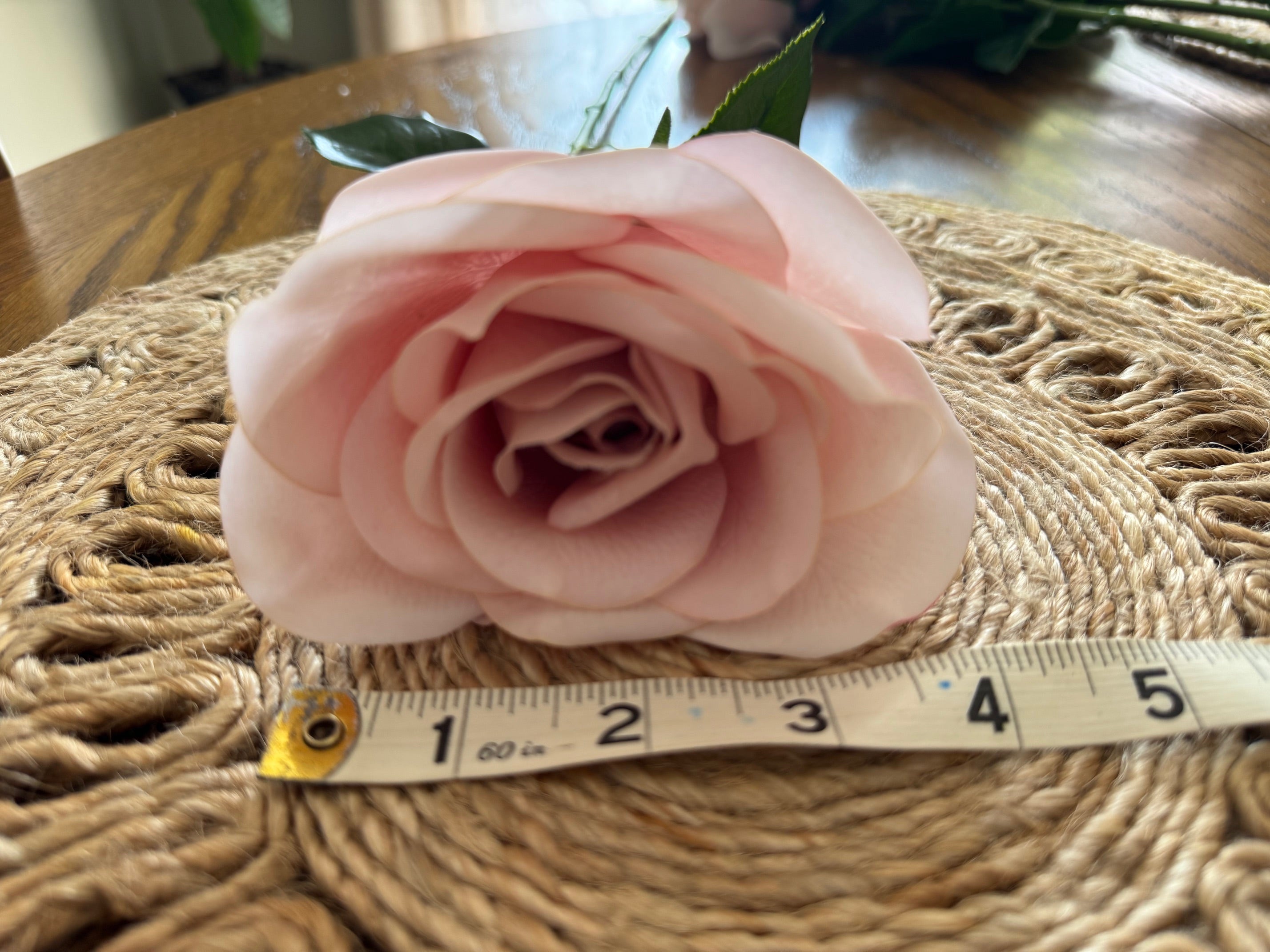 Artificial Roses for Decoration 