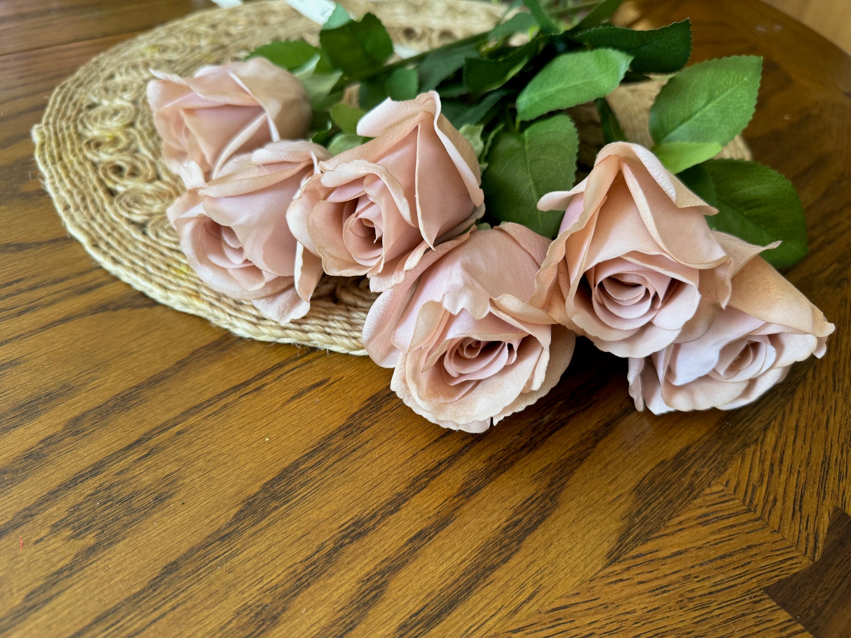 Artificial Roses for Decoration 
