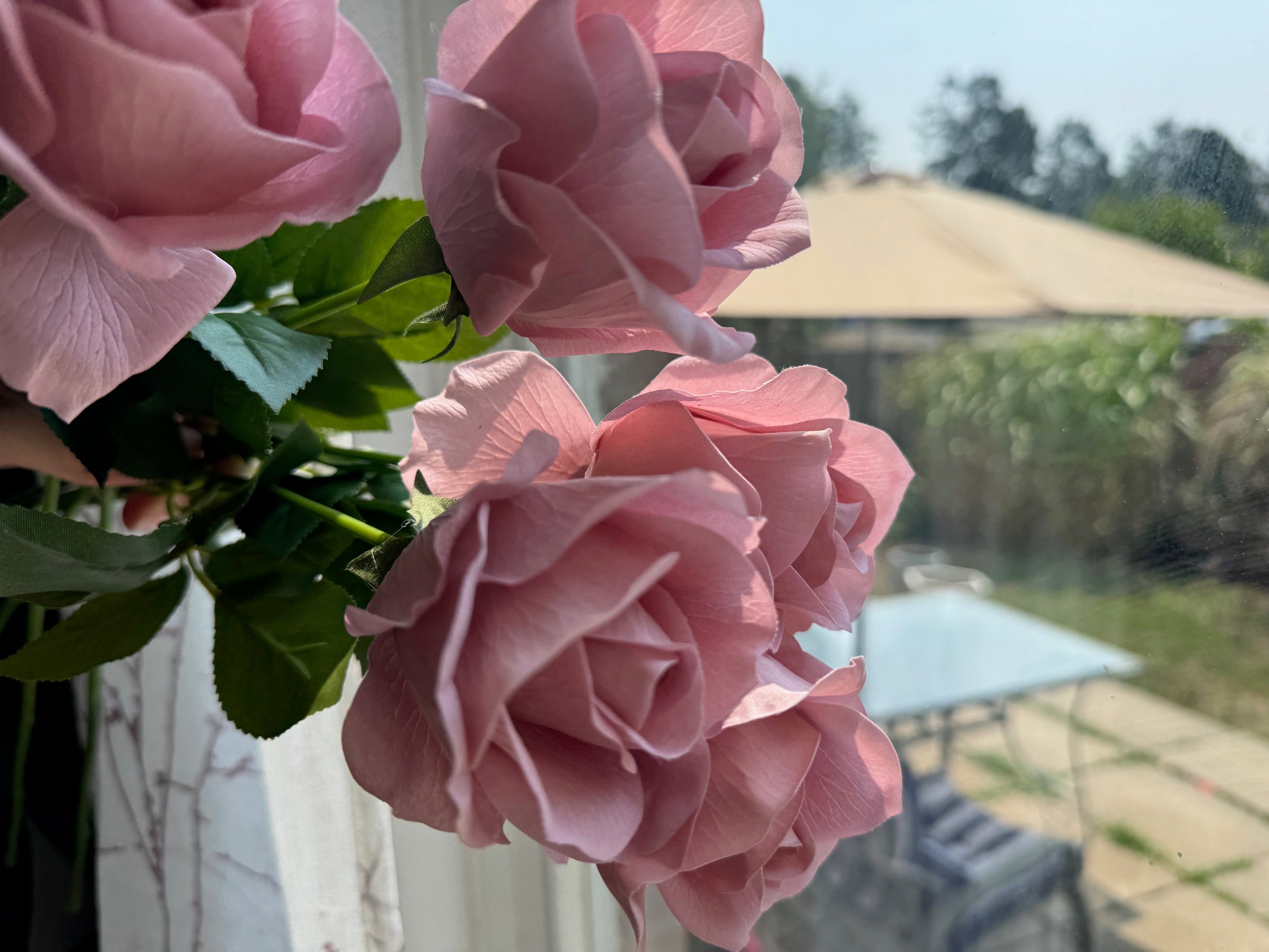 Artificial Roses for Decoration 