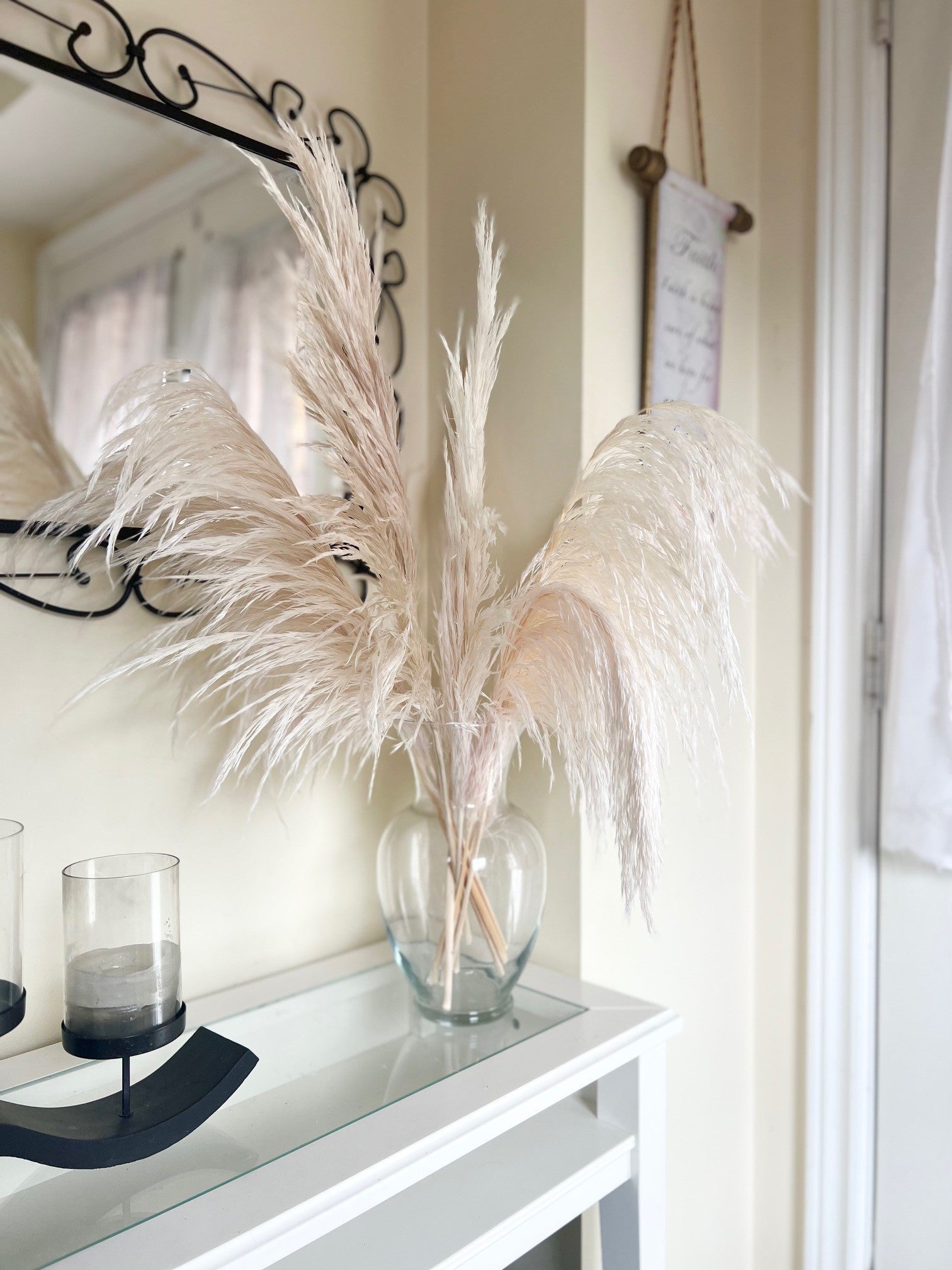 preserved silky chic pampas grass