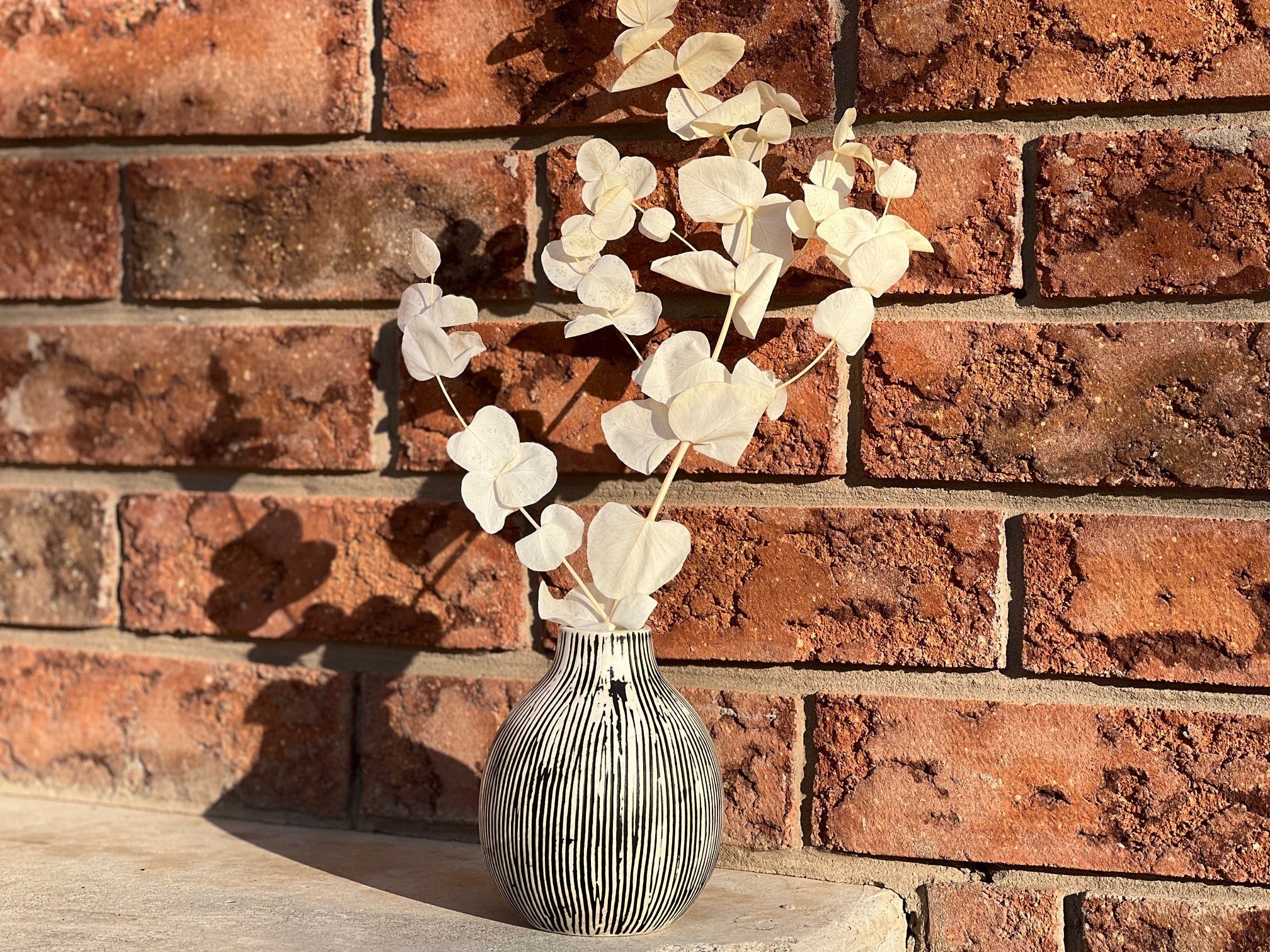 CEMENT STRIPED CERAMIC VASE