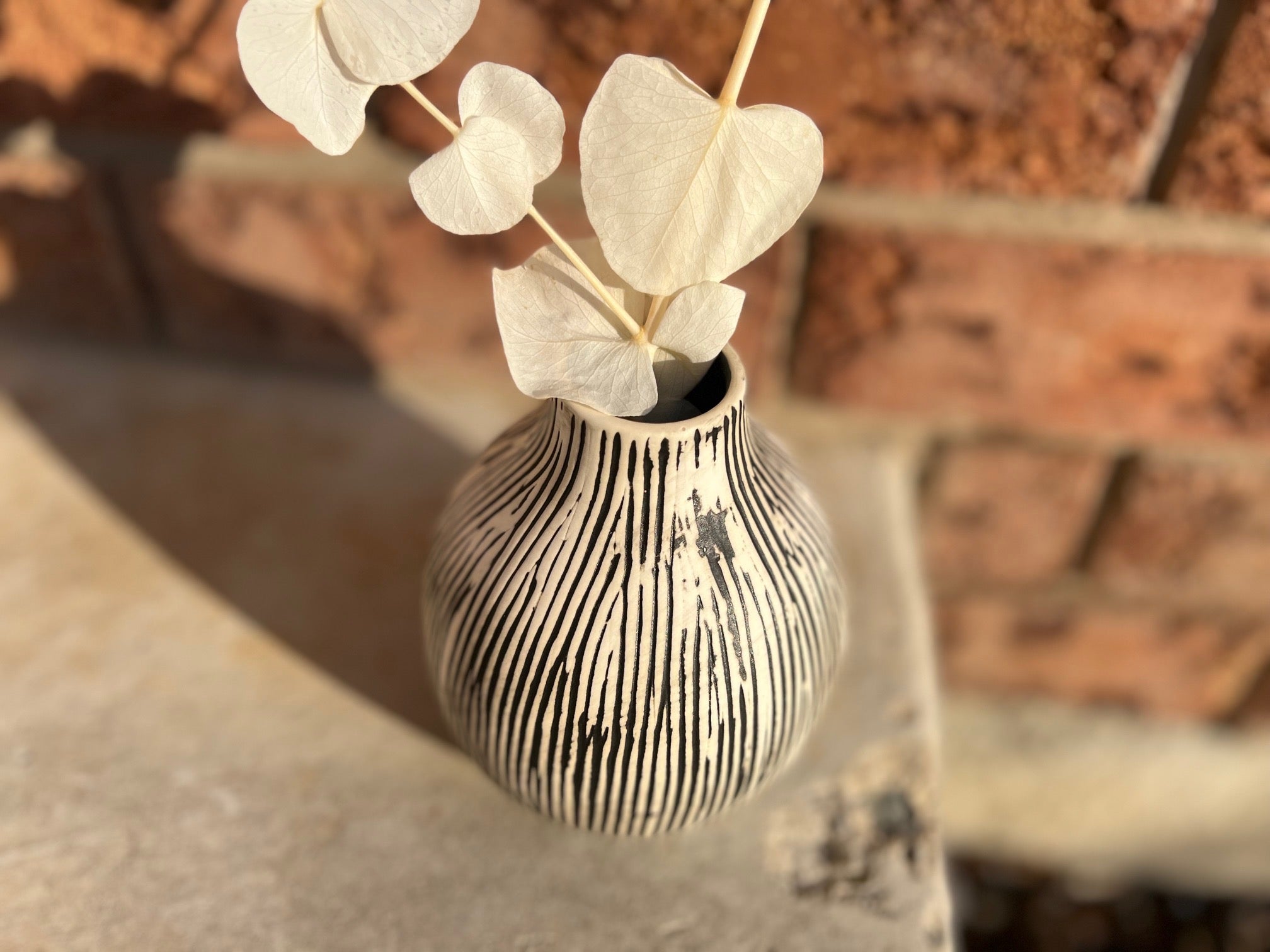 CEMENT STRIPED CERAMIC VASE