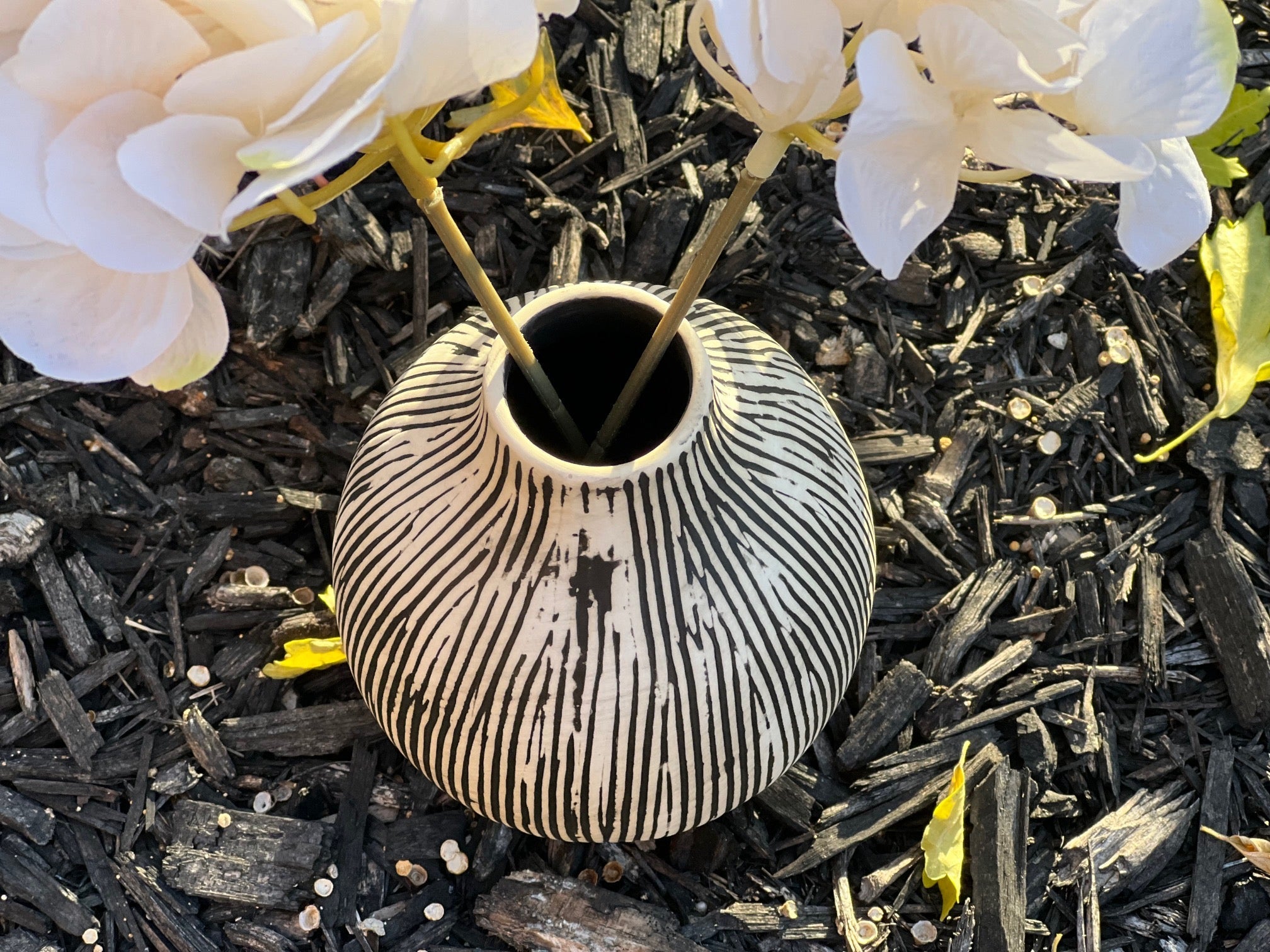 CEMENT STRIPED CERAMIC VASE