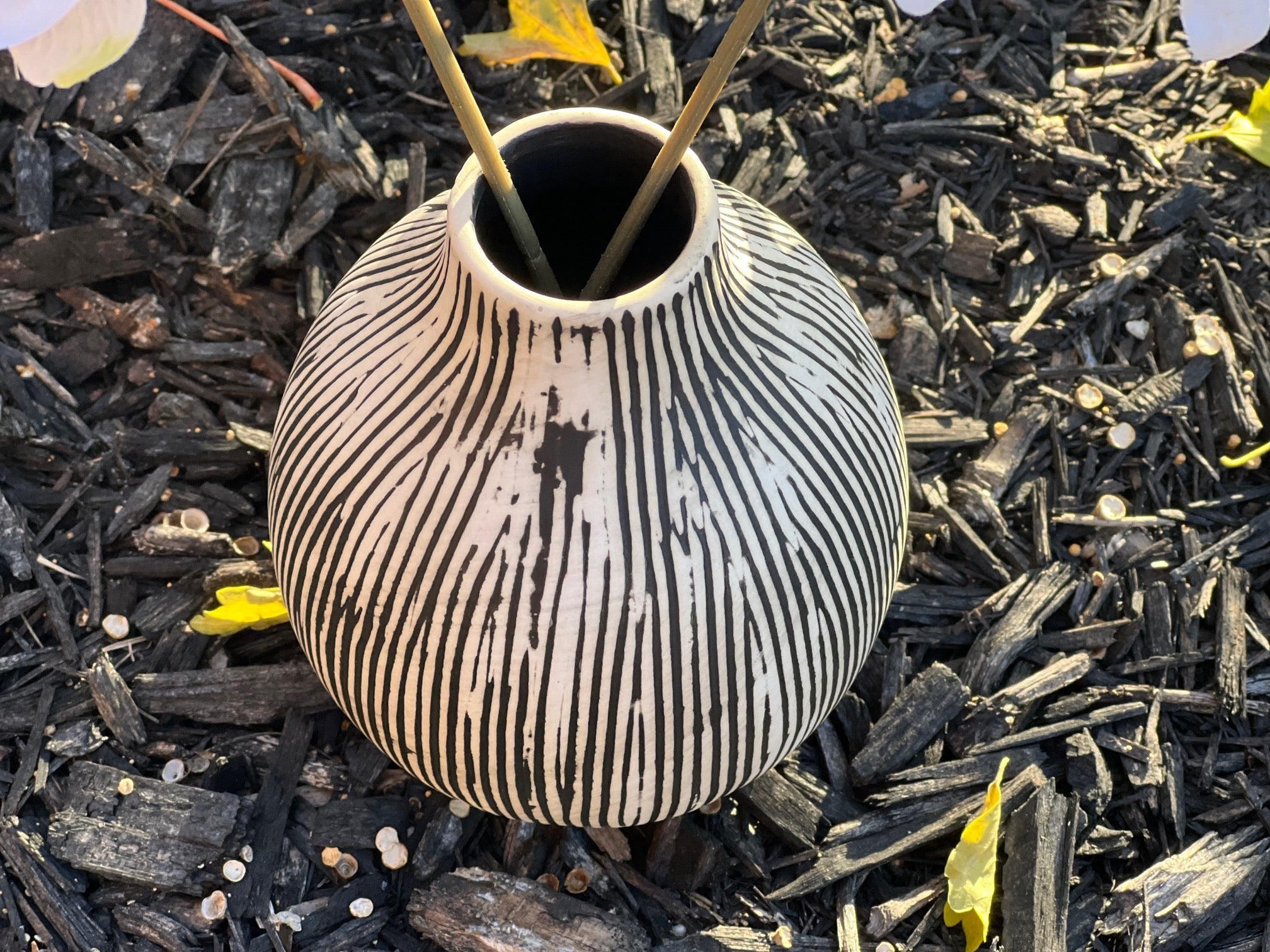 CEMENT STRIPED CERAMIC VASE