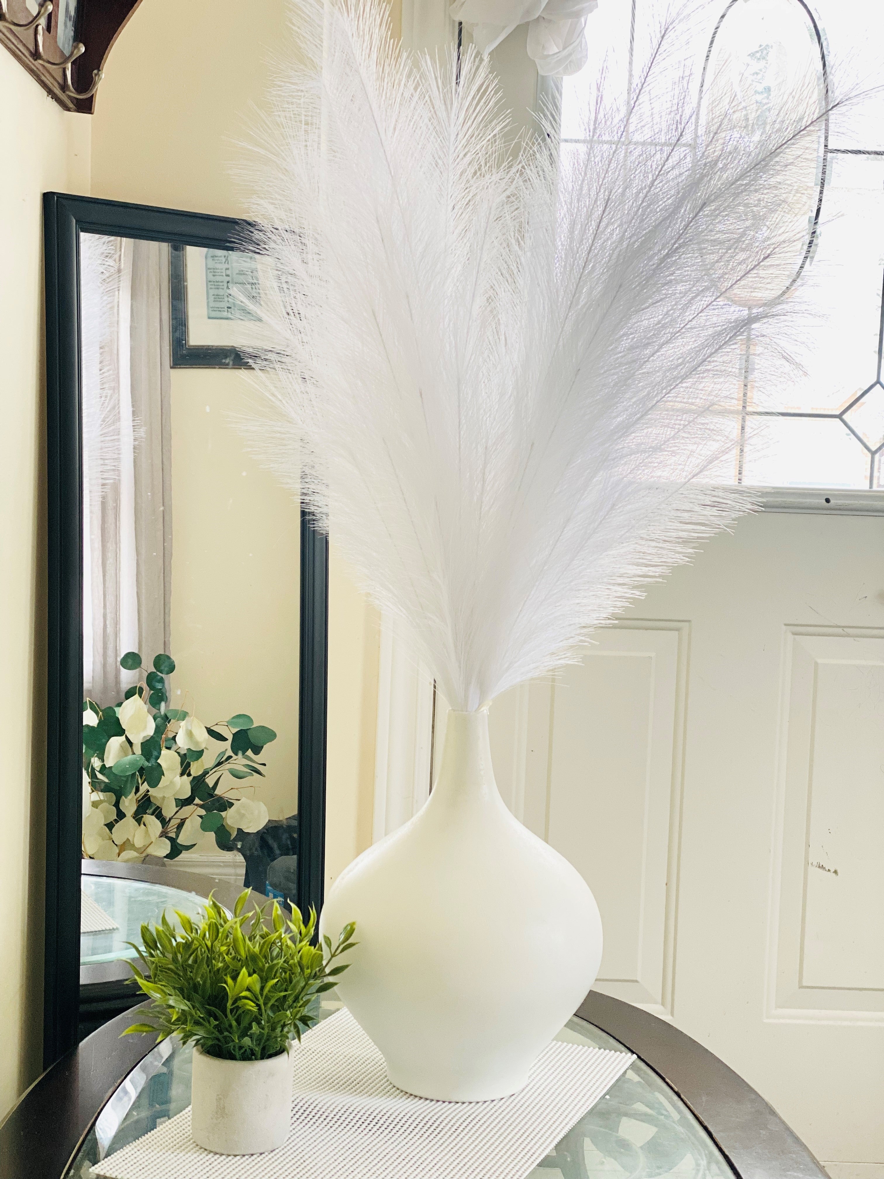 FAUX PAMPAS GRASS